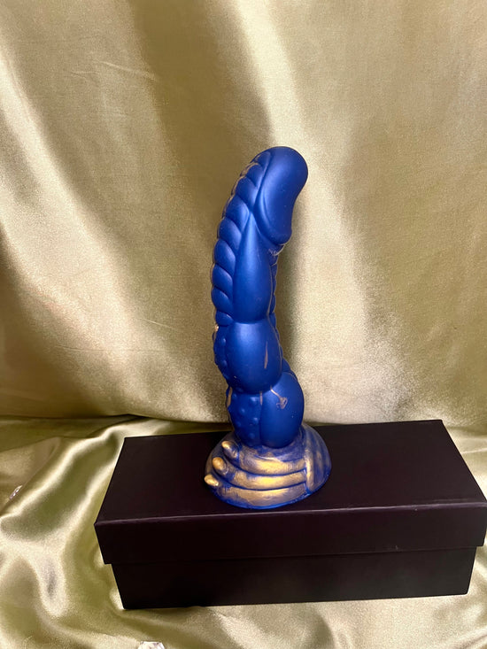 Ribbed Alien Dildo