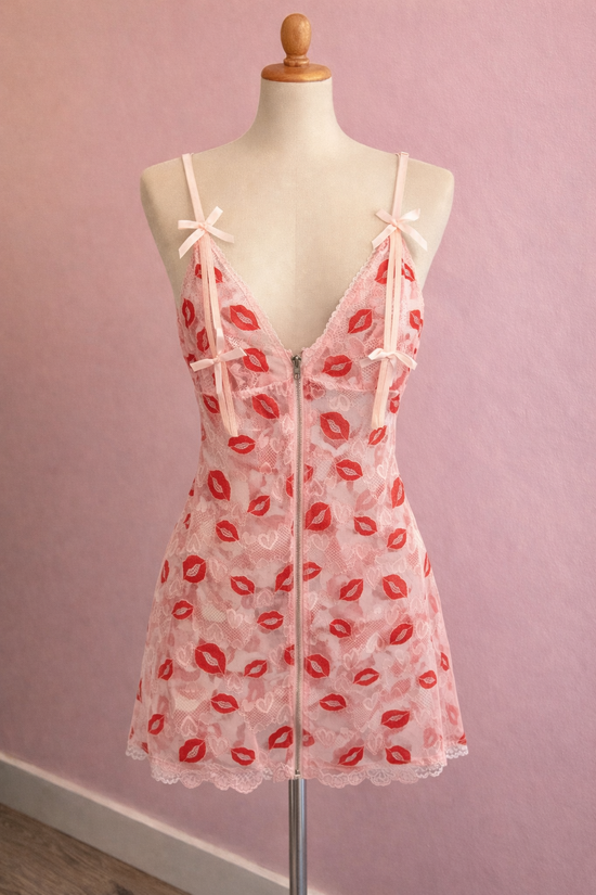 Lipstick Promises Lingerie